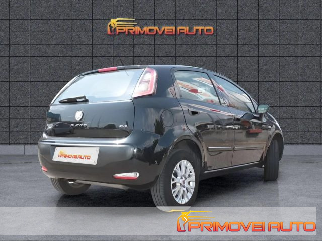 Fiat Punto 1.4 5 porte Dynamic Natural Power - foto 3 di 4