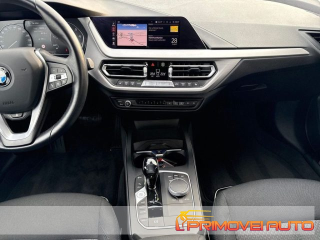 BMW 118 i 5p. Advantage - foto 2 di 4