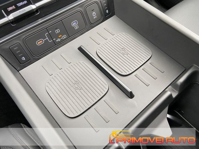 Hyundai SANTA FE 1.6 T-GDi HEV 4WD AT 7 posti XCLASS - foto 3 di 4