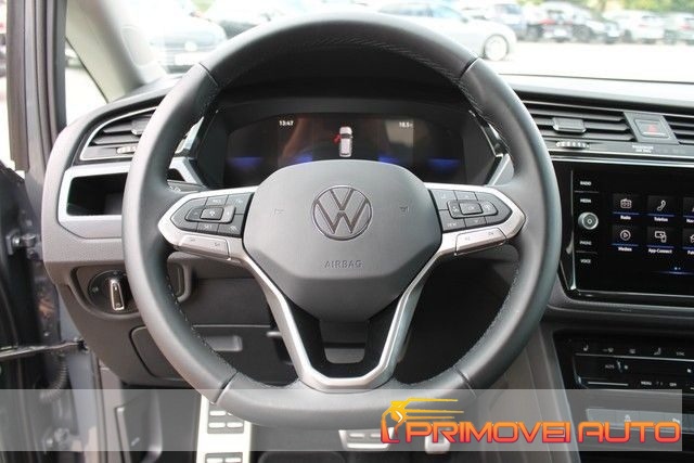 Volkswagen Touran 2.0 TDI 150CV SCR DSG Active BlueMotion Technology - foto 2 di 4