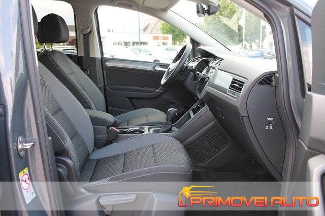 Volkswagen Touran 2.0 TDI 150CV SCR DSG Active BlueMotion Technology - foto 4 di 4