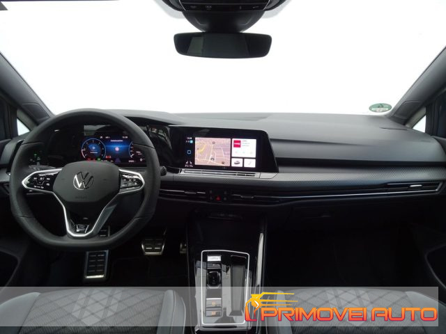 Volkswagen Golf 2.0 TDI 150 CV DSG SCR R-Line usato a CASTELNUOVO RANGONE