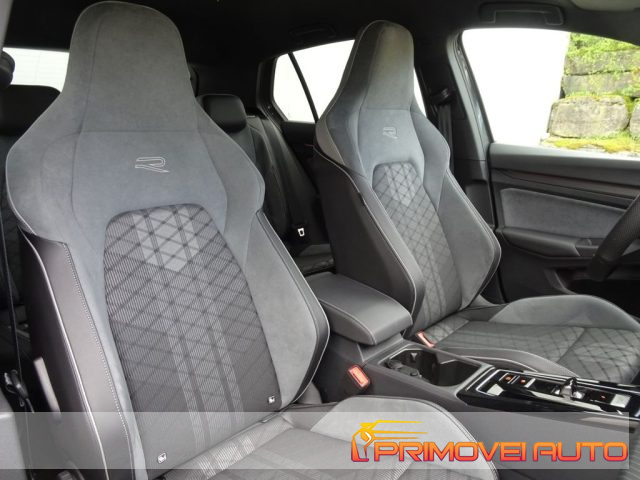 Volkswagen Golf 2.0 TDI 150 CV DSG SCR R-Line - foto 3 di 4