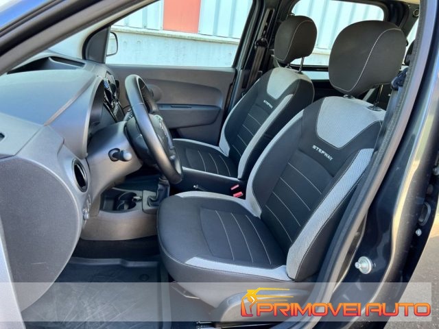 Dacia Dokker 1.6 8V 100CV Stepway - foto 4 di 4
