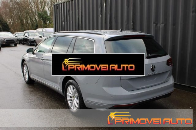 Volkswagen Passat Variant 1.5 TSI ACT DSG Style - foto 3 di 4