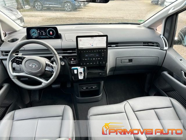 Hyundai STARIA 2.2 AT 2WD 9 posti Prime km 0 a CASTELNUOVO RANGONE