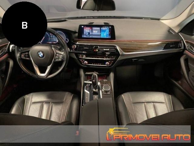 BMW 530 d 249CV xDrive Touring Luxury usato a CASTELNUOVO RANGONE