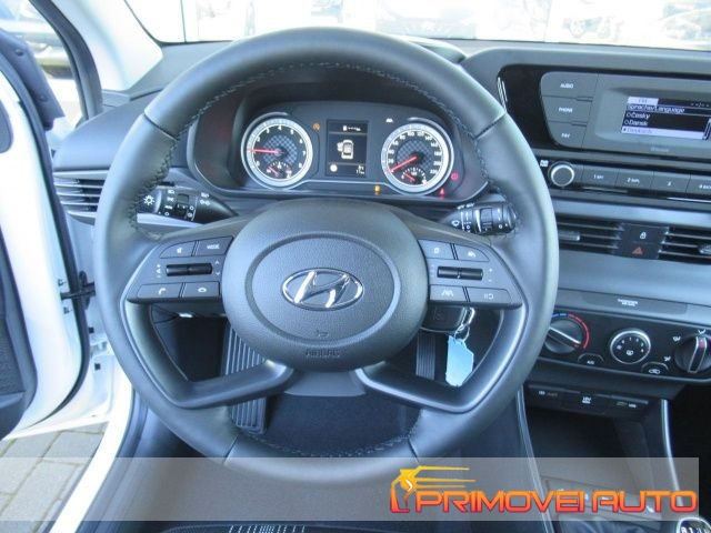 Hyundai BAYON 1.0 T-GDI Hybrid 48V - foto 2 di 4