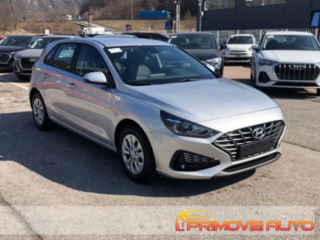 Hyundai i30 1.5 5 porte Classic Plus - foto 4 di 4