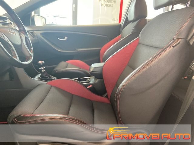 Hyundai i30 1.6 T-GDi Turbo 3 porte - foto 2 di 4