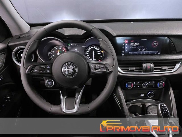 Alfa Romeo Stelvio 2.0 Turbo 200 CV AT8 Q4 Executive - foto 3 di 4