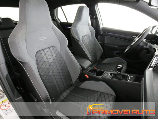 Volkswagen Golf 1.5 TSI 150 CV EVO ACT R-Line - foto 3 di 4