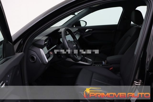 Audi A3 SPB 35 TFSI S tronic S line - foto 2 di 4