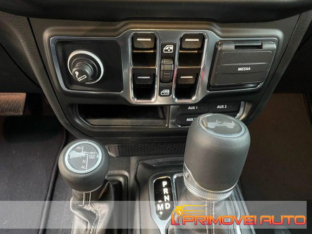 Jeep Wrangler Unlimited 2.0 PHEV ATX 4xe Sahara usato a CASTELNUOVO RANGONE