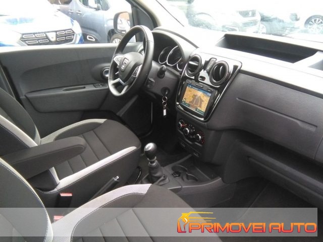 Dacia Dokker Stepway 1.5 Blue dCi 8V 95CV - foto 2 di 4