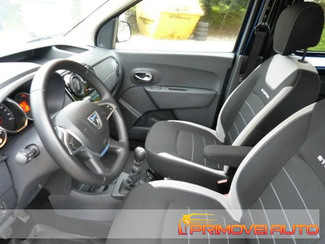 Dacia Dokker Stepway 1.5 Blue dCi 8V 95CV - foto 2 di 4