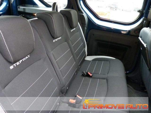 Dacia Dokker Stepway 1.5 Blue dCi 8V 95CV - foto 4 di 4