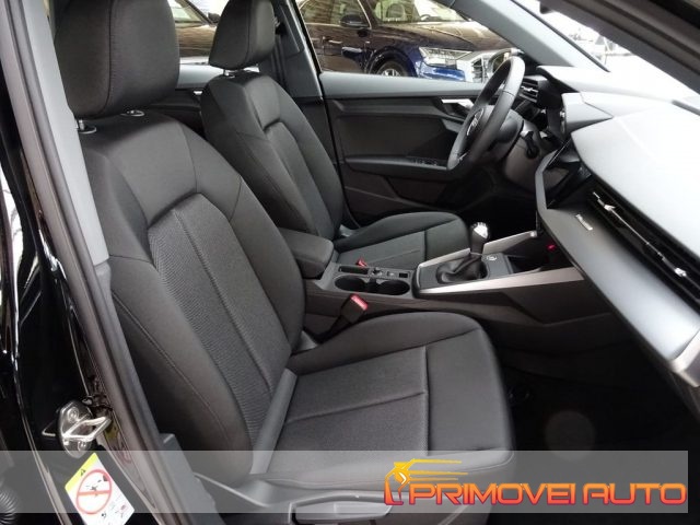 Audi A3 SPB 30 TDI - foto 2 di 4