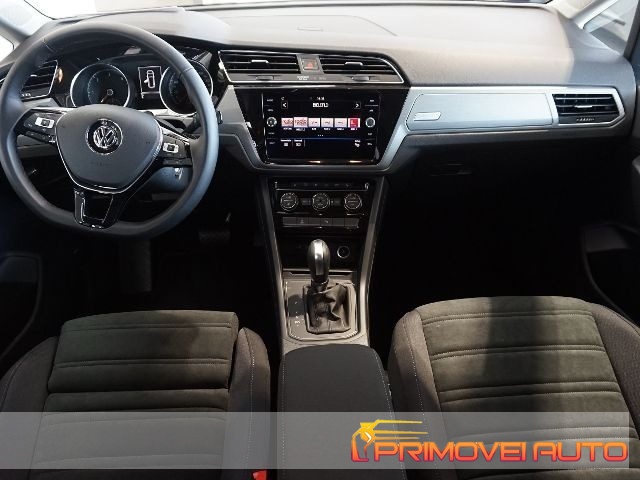 Volkswagen Touran 2.0 TDI 116CV SCR DSG Comfortline BlueMotion Tech. usato a CASTELNUOVO RANGONE