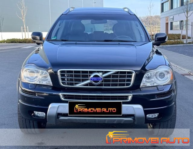 Volvo XC90 D5 AWD Momentum usato a CASTELNUOVO RANGONE