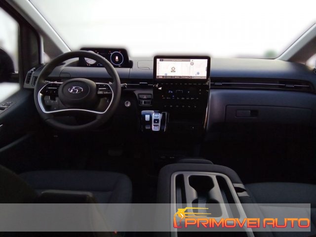 Hyundai STARIA 2.2 AT 2WD 9 posti Trend km 0 a CASTELNUOVO RANGONE