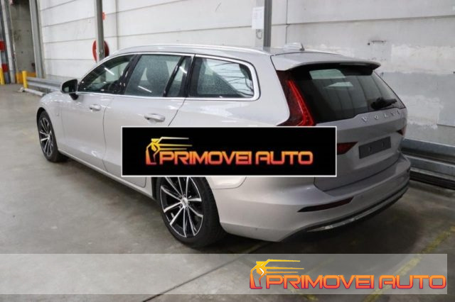 Volvo V60 T6 Recharge AWD Plug-in Hybrid aut. Plus Bright - foto 3 di 4