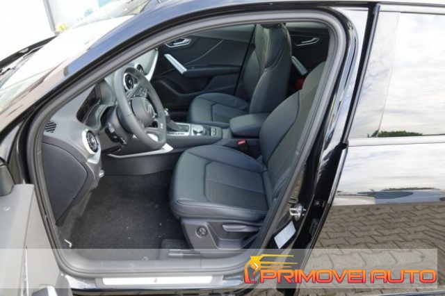 Audi Q2 35 TFSI S tronic - foto 2 di 4