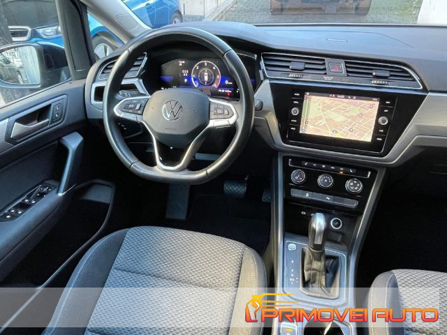 Volkswagen Touran 2.0 TDI 150 CV SCR DSG Comfortline usato a CASTELNUOVO RANGONE