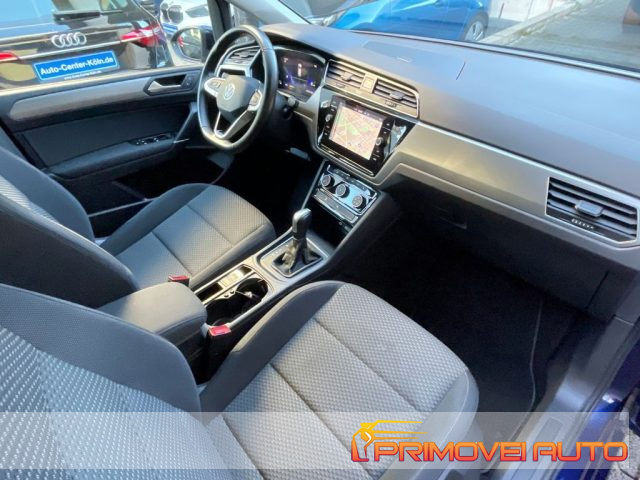 Volkswagen Touran 2.0 TDI 150 CV SCR DSG Comfortline - foto 2 di 4