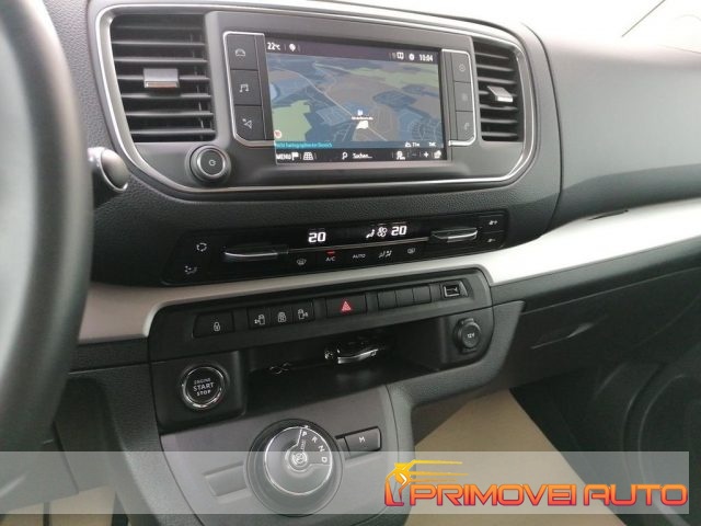 Opel Zafira Life 2.0 Diesel 180CV aut. Start&Stop Business Elegance - foto 2 di 4