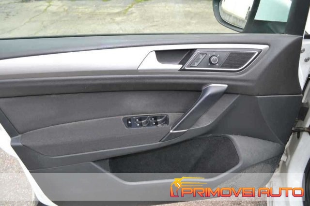Volkswagen Golf 1.6 TDI 110CV Sportswan Comfortline BlueMot.Tech. usato a CASTELNUOVO RANGONE