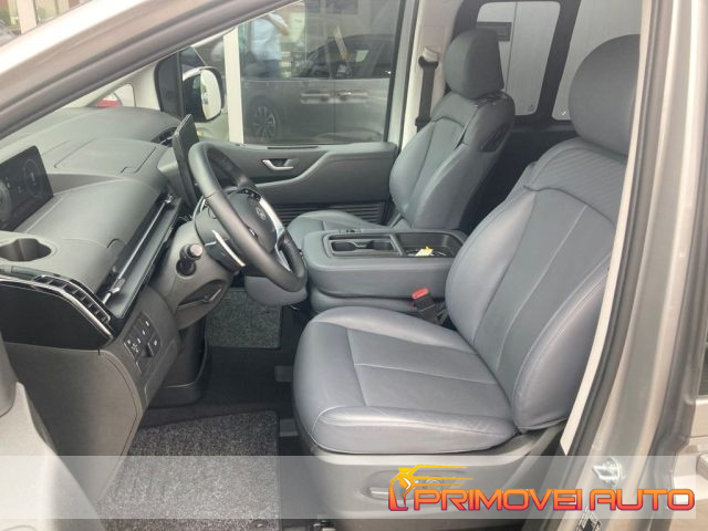 Hyundai STARIA 2.2 AT 2WD 9 posti - foto 1 di 4