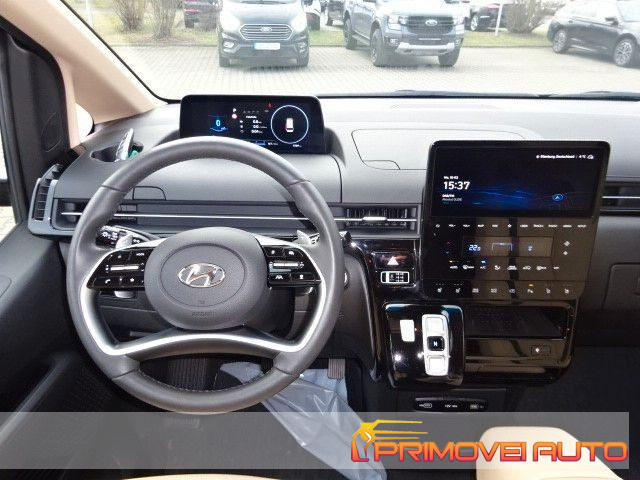 Hyundai STARIA 2.2 AT 2WD 9 posti Prime usato a CASTELNUOVO RANGONE