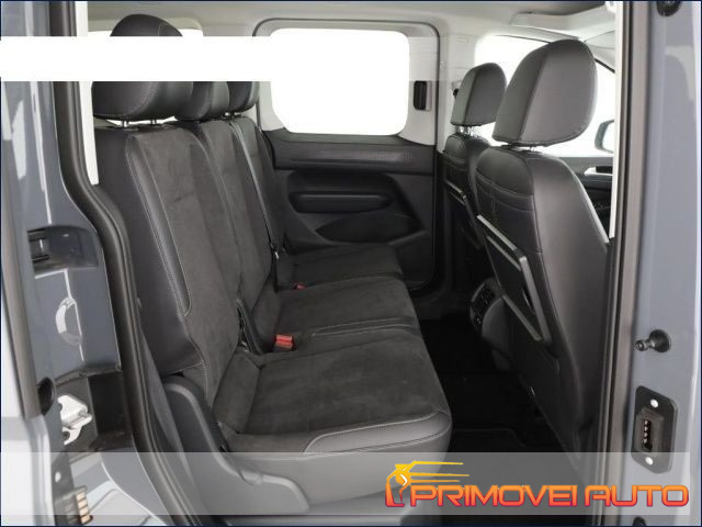 Volkswagen Caddy 1.5 TSI 114 CV DSG Style - foto 3 di 4