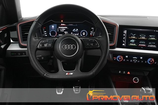 Audi A1 SPB 30 TFSI S line edition - foto 2 di 4