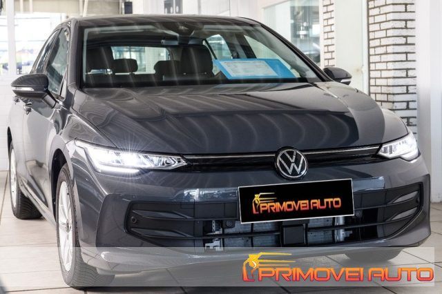 Volkswagen Golf 1.5 TSI 115 CV ACT, del 2024, 2.800 km, in vendita a Castelnuovo Rangone (MO)