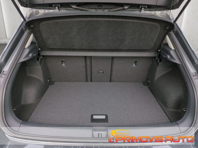 Volkswagen T-Roc 1.0 TSI Life, in vendita a Castelnuovo Rangone (MO)