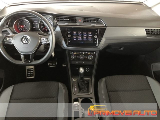 Volkswagen Touran 2.0 TDI 150 CV SCR DSG Active usato a CASTELNUOVO RANGONE