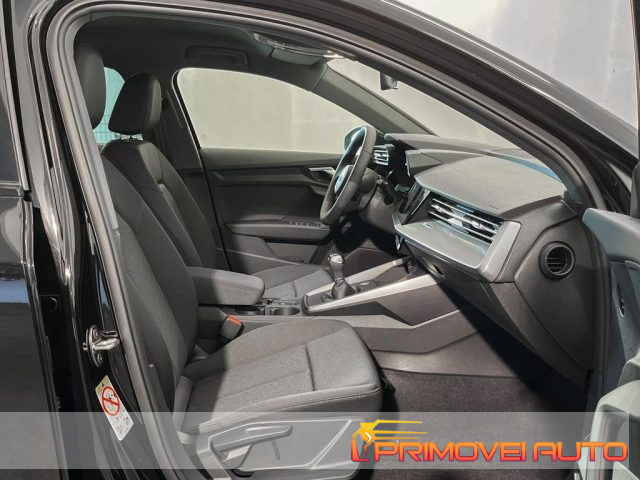 Audi A3 SPB 30 TFSI Advanced - foto 2 di 4