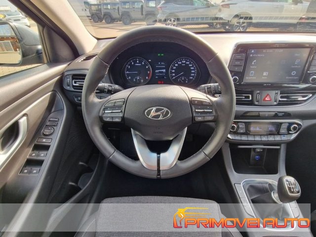 Hyundai i30 1.0 T-GDI 48V 5 porte - foto 2 di 4