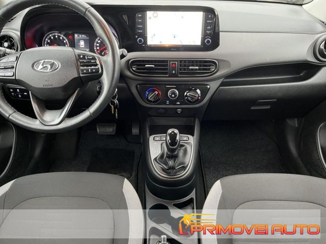 Hyundai i10 1.0 MPI AT Tech - foto 2 di 4