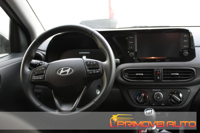 Hyundai i10 1.0 MPI Connectline GPL OK NEOPATENTATI, del 2024, 28.900 km, in vendita a Castelnuovo Rangone (MO)