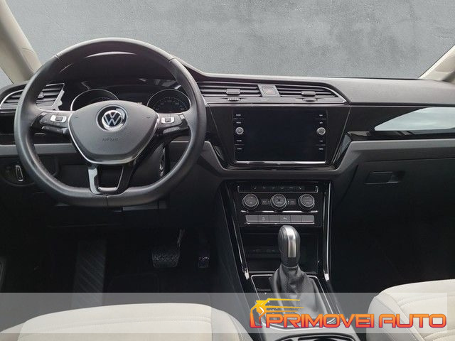 Volkswagen Touran 2.0 TDI 150 CV DSG Highline BlueMotion Technology usato a CASTELNUOVO RANGONE
