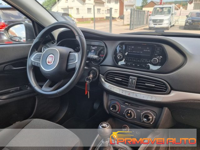 Fiat Tipo 1.4 4 porte Pop usato a CASTELNUOVO RANGONE