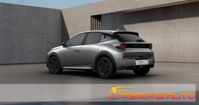 Lancia Ypsilon Hybrid e-DCT - foto 4 di 4