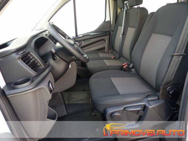 Ford Transit Custom 320 2.0 TDCi L1 Combi - foto 2 di 4