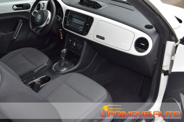 Volkswagen Maggiolino Cabrio 1.2 TSI - foto 3 di 4