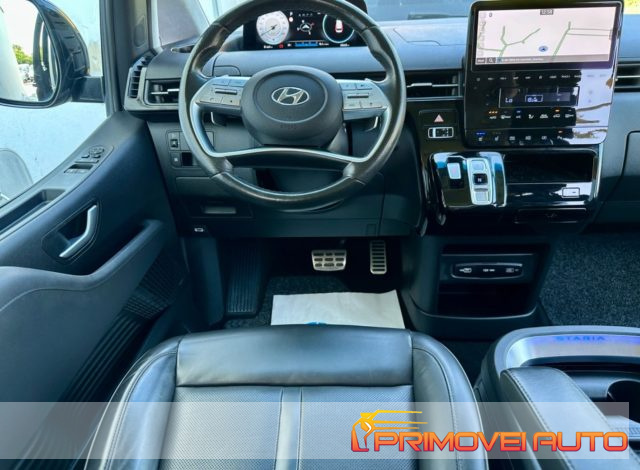 Hyundai STARIA 2.2 AT AWD 7 posti Signature usato a CASTELNUOVO RANGONE