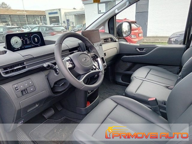 Hyundai STARIA 2.2 AT 2WD 9 posti usato a CASTELNUOVO RANGONE