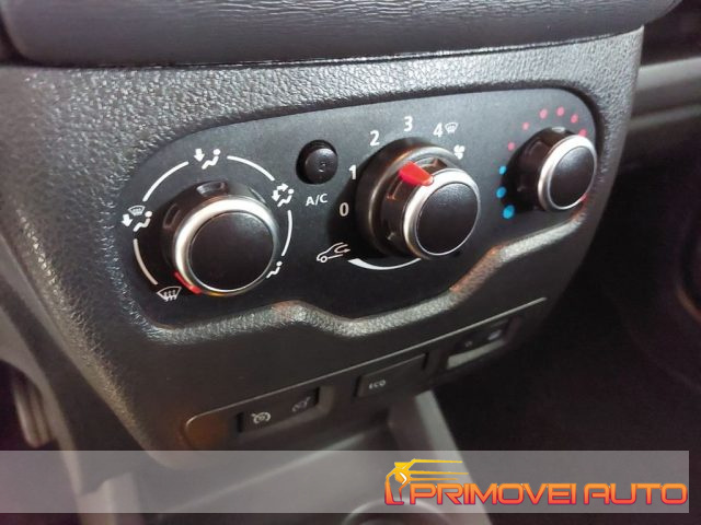Dacia Lodgy 1.6 102CV GPL 7 posti - foto 3 di 4